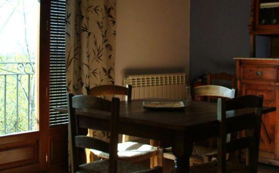 Apartamentos Casa Vidal Adahuesca Oda fotoğraf