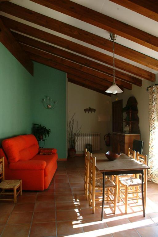 Apartamentos Casa Vidal Adahuesca Oda fotoğraf