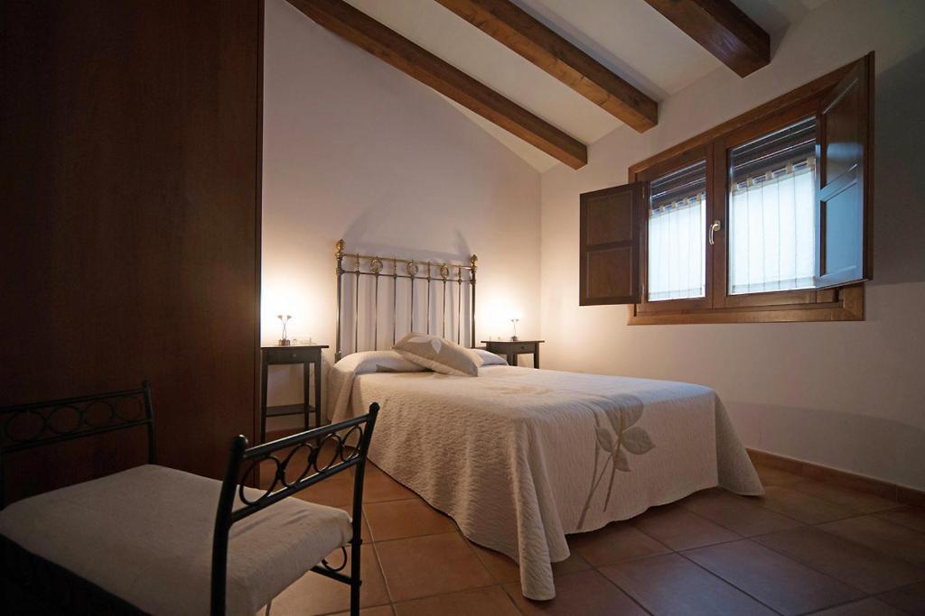 Apartamentos Casa Vidal Adahuesca Oda fotoğraf